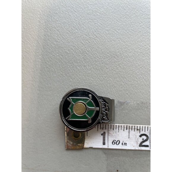 Divvy Golf Ball Marker Clip Green & Black Enamel Gold Finish Lightweight Metal - Picture 3 of 4